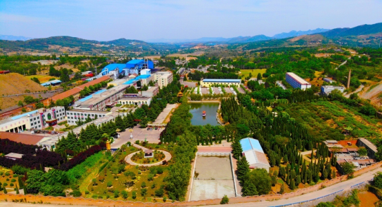 磴槽集團 保護生態環境 走綠色發展之路的典范436.png